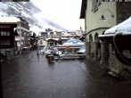 Archiv Foto Webcam Zermatt Kirchplatz 08:00