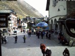Archiv Foto Webcam Zermatt Kirchplatz 09:00