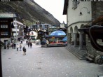 Archiv Foto Webcam Zermatt Kirchplatz 11:00