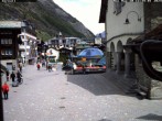 Archiv Foto Webcam Zermatt Kirchplatz 11:00