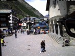Archiv Foto Webcam Zermatt Kirchplatz 14:00