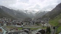 Archiv Foto Webcam Zermatt: Blick über das Dorf von Spiss 13:00