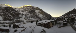 Archiv Foto Webcam Randa bei Zermatt 07:00