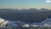 Archiv Foto Webcam Davos: Parsenn Weissfluhjoch (Blick Schifer) 05:00