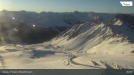 Archiv Foto Webcam Davos: Parsenn Weissfluhjoch (Blick Dorftäli) 02:00