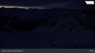 Archiv Foto Webcam Davos: Parsenn Weissfluhjoch (Blick Dorftäli) 05:00