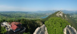 Archiv Foto Webcam Pfronten: Blick von der Burgruine Falkenstein 12:00