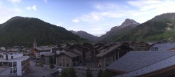 Archiv Foto Webcam Val d&#39;Isère Dorf 05:00