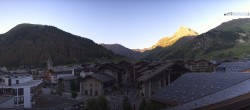 Archived image Webcam Val d&#39;Isère Village 05:00