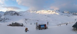 Archived image Webcam Rocher de Bellevarde in Val d&#39;Isère 07:00