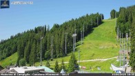 Archiv Foto Webcam Madonna di Campiglio: Weltcup Piste Canalone Miramonti 09:00