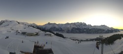 Archived image Webcam Kaeserstatt Roundshot Meiringen Hasliberg 17:00