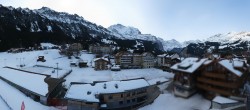 Archiv Foto Webcam Dorf Wengen in der Schweiz 07:00