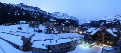 Archiv Foto Webcam Dorf Wengen in der Schweiz 06:00