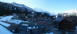 Archiv Foto Webcam Dorf Wengen in der Schweiz 03:00