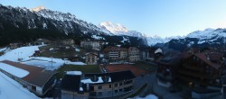 Archiv Foto Webcam Dorf Wengen in der Schweiz 13:00