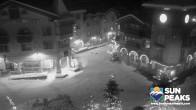 Archiv Foto Webcam Village Sun Peaks 04:00