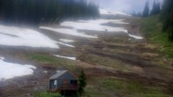 Archived image Webcam Winter Park Eskimo Chairlift and Snoasis Restaurant 11:00