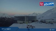 Archived image Webcam Top of the Giggijoch Cable Car 00:00