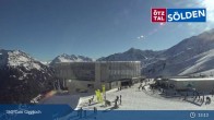 Archiv Foto Webcam Sölden: Bergstation Giggijochbahn 12:00