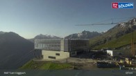Archiv Foto Webcam Sölden: Bergstation Giggijochbahn 07:00