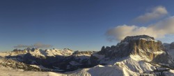 Archiv Foto Webcam Col Rodella Panorama 07:00