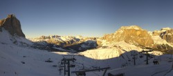 Archiv Foto Webcam Col Rodella Panorama 15:00