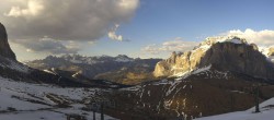 Archiv Foto Webcam Col Rodella Panorama 17:00