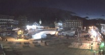 Archiv Foto Webcam Place d&#39;Auron 06:00