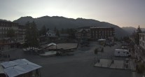 Archived image Webcam Alpes Maritimes - Place d&#39;Auron 05:00