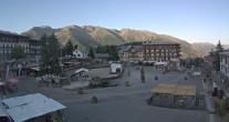Archiv Foto Webcam Place d&#39;Auron 19:00