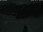 Archived image Webcam Montana Hotel - Parsenn 05:00