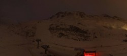 Archiv Foto Webcam Grand Tourmalet - Pisten Grenouilles, Espade und Béarnais 05:00