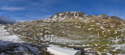 Archiv Foto Webcam Grand Tourmalet - Pisten Grenouilles, Espade und Béarnais 11:00