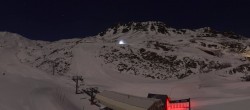 Archiv Foto Webcam Grand Tourmalet - Pisten Grenouilles, Espade und Béarnais 03:00