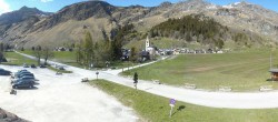 Archiv Foto Webcam Champagny Parkplatz 15:00