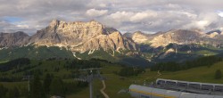 Archiv Foto Webcam Alta Badia: Ausblick von der Bioch Hütte 17:00