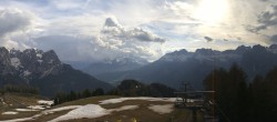 Archived image Webcam Pozza di Fassa: Panoramic view Dolomites 17:00