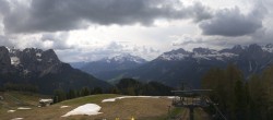 Archived image Webcam Pozza di Fassa: Panoramic view Dolomites 15:00