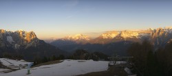 Archived image Webcam Pozza di Fassa: Panoramic view Dolomites 05:00