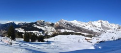 Archived image Webcam Grand Bornand ski resort: La Taverne 11:00