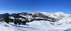 Archived image Webcam Grand Bornand ski resort: La Taverne 13:00