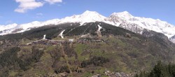 Archived image Webcam Peisey Vallandry - Aerial cableway Vanoise Express 13:00