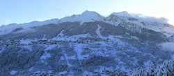 Archiv Foto Webcam Peisey Vallandry - Luftseilbahn Vanoise Express 07:00