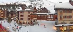 Archived image Webcam Les Arcs - Village Arc 1950 17:00