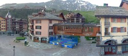 Archived image Webcam Les Arcs - Village Arc 1950 05:00