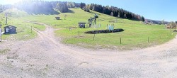 Archived image Webcam Massif de la Serra - Base station 09:00