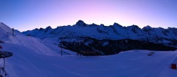 Archived image Webcam Grand Bornand Ski Resort: Top Station Maroly 07:00