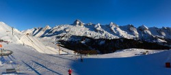 Archived image Webcam Grand Bornand Ski Resort: Top Station Maroly 15:00