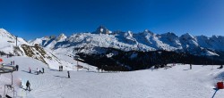 Archiv Foto Webcam Grand Bornand: Bergstation Maroly 13:00